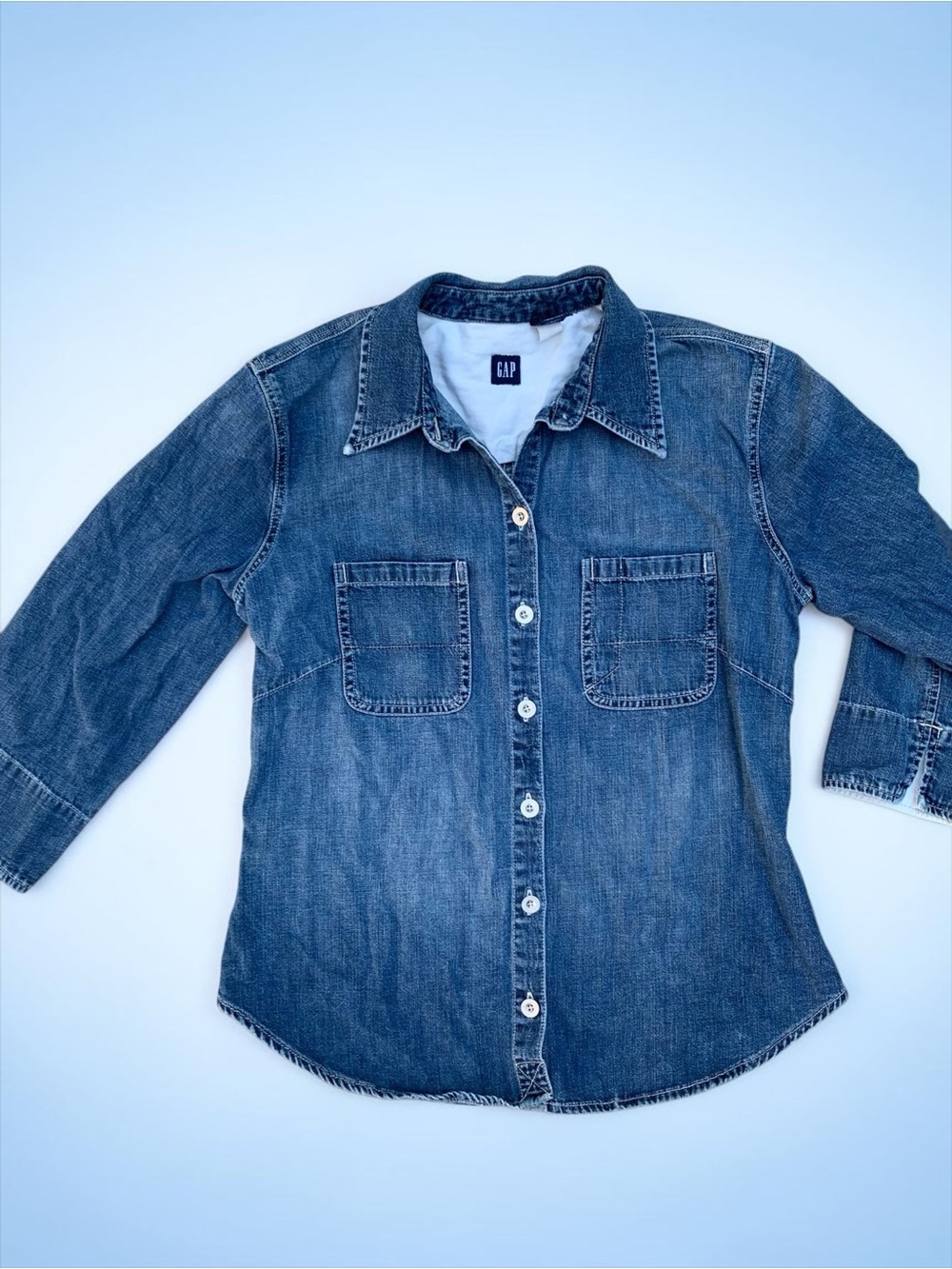 GAP Denim Button-Up Shirt Women’s Medium